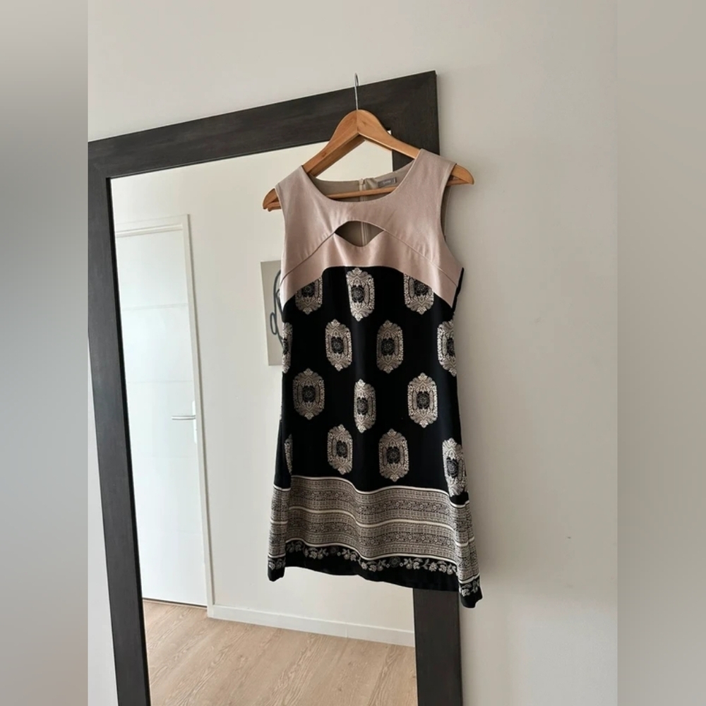 Sleeveless Black & Blush Patterned A-Line Dress